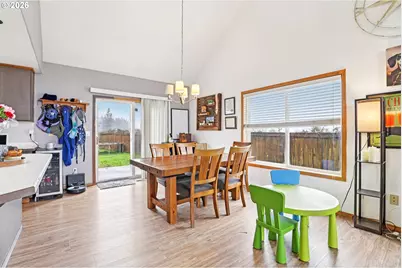 310 Pacific St, Columbia City, OR 97018 - Photo 9