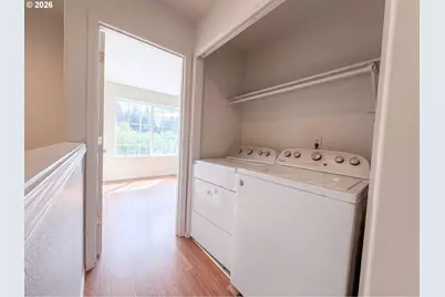 12103 SE Harold St, Portland, OR 97266 - Photo 9