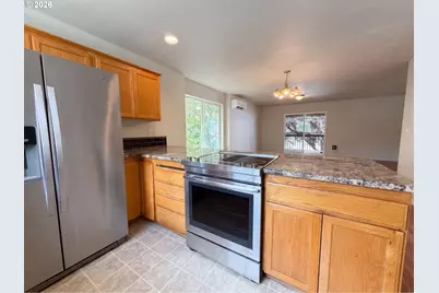 12103 SE Harold St, Portland, OR 97266 - Photo 15