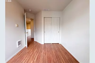 12103 SE Harold St, Portland, OR 97266 - Photo 5