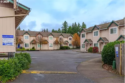 14937 SE Stark St, Portland, OR 97233 - Photo 3