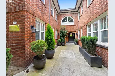701 NE 28th Ave #25, Portland, OR 97232 - Photo 1