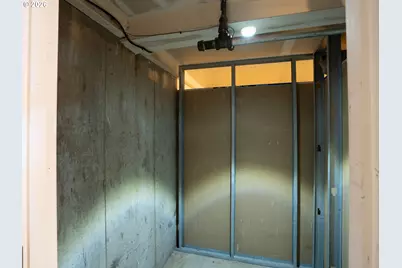 701 NE 28th Ave #25, Portland, OR 97232 - Photo 19