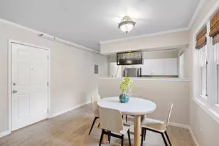 701 NE 28th Ave, Portland, OR 97232 - Photo 9