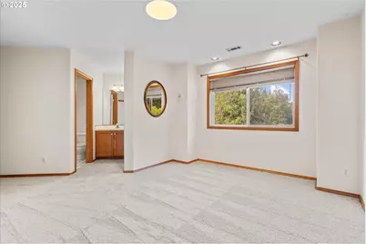 9325 NW Old Skyline Blvd, Portland, OR 97231 - Photo 33