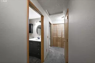 1399 SE Duke Dr, Hillsboro, OR 97123 - Photo 11