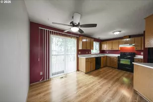 1399 SE Duke Dr, Hillsboro, OR 97123 - Photo 7
