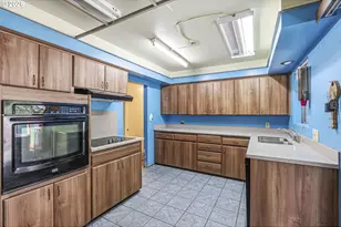 3739 Columbia Heights Rd, Longview, WA 98632 - Photo 9
