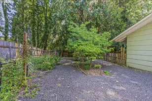 3739 Columbia Heights Rd, Longview, WA 98632 - Photo 23
