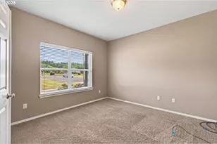 55 Monroe Dr, Cathlamet, WA 98612 - Photo 5