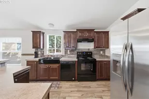 1125 58th St, Springfield, OR 97478 - Photo 15