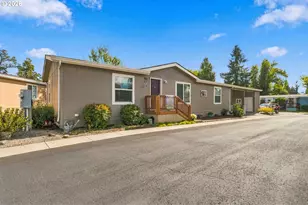 1125 58th St, Springfield, OR 97478 - Photo 3