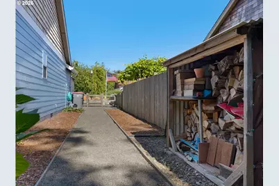 1745 W Pacific Ridge Ln, Hammond, OR 97121 - Photo 43
