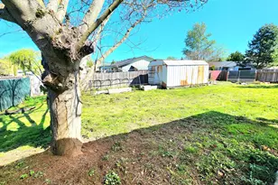 274 Georginna Dr, Roseburg, OR 97471 - Photo 19