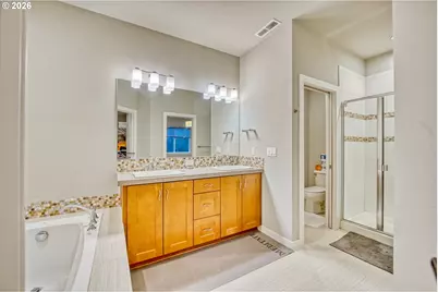 722 NW Pebblestone Ln, Beaverton, OR 97006 - Photo 17