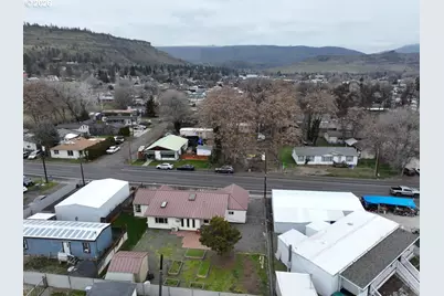 918 Snipes St, The Dalles, OR 97058 - Photo 45