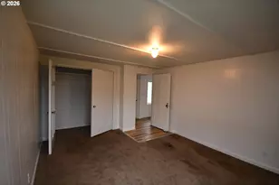 918 Snipes St, The Dalles, OR 97058 - Photo 25