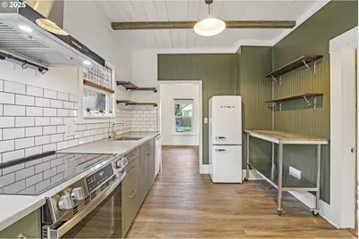 1248 N Watts St, Portland, OR 97217 - Photo 9