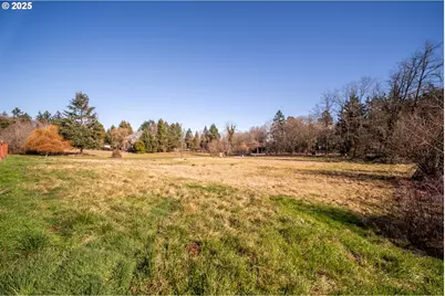 12395 Clara Ln, Lake Oswego, OR 97035 - Photo 17