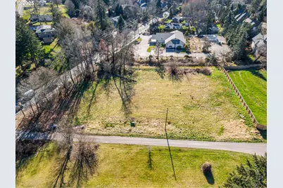 12395 Clara Ln, Lake Oswego, OR 97035 - Photo 13