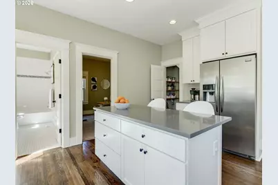 131 SE 74th Ave, Portland, OR 97215 - Photo 13