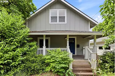 131 SE 74th Ave, Portland, OR 97215 - Photo 1