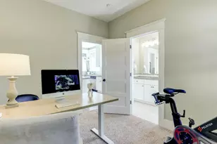 131 SE 74th Ave, Portland, OR 97215 - Photo 15