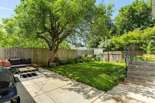 131 SE 74th Ave, Portland, OR 97215 - Photo 25