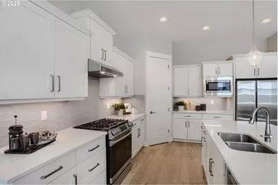 10474 SW Lucy Ct, Portland, OR 97223 - Photo 11
