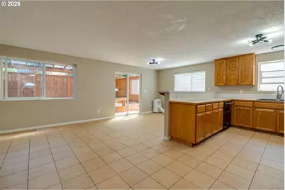 19790 SW Yocom Ln, Beaverton, OR 97007 - Photo 9