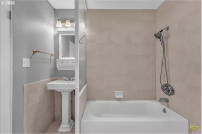 9660 NW Bermar Ln, Portland, OR 97229 - Photo 39