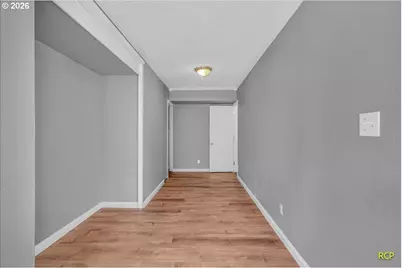 9660 NW Bermar Ln, Portland, OR 97229 - Photo 21