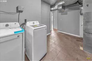 9660 NW Bermar Ln, Portland, OR 97229 - Photo 21