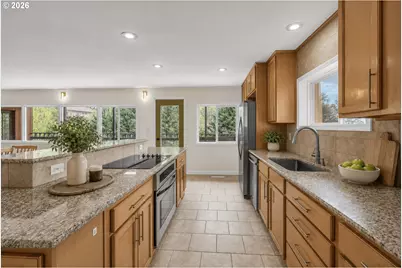 9660 NW Bermar Ln, Portland, OR 97229 - Photo 7