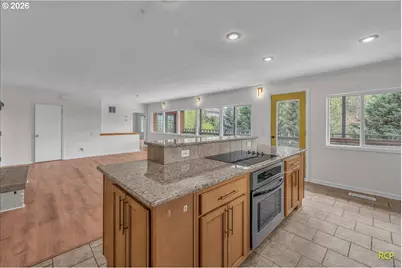 9660 NW Bermar Ln, Portland, OR 97229 - Photo 9