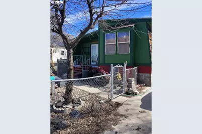 235 S H St, Lakeview, OR 97630 - Photo 3