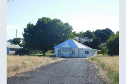 135 N 3rd, Connell, WA 99326 - Photo 3