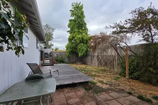 411 Sunnyside Dr, Winston, OR 97496 - Photo 27