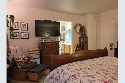 411 Sunnyside Dr, Winston, OR 97496 - Photo 13