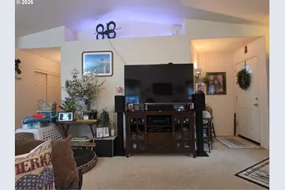 411 Sunnyside Dr, Winston, OR 97496 - Photo 5