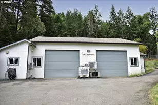 321 N Frontage Rd, Wolf Creek, OR 97497 - Photo 3