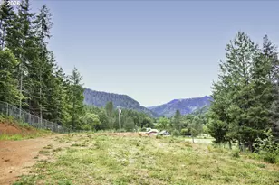 321 N Frontage Rd, Wolf Creek, OR 97497 - Photo 5