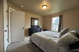 220 Southeast Hope Court, Sheridan, OR 97378 - Photo 23