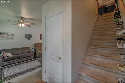 1036 9th St, Florence, OR 97439 - Photo 23