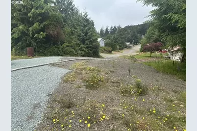 S Island St, Rockaway Beach, OR 97136 - Photo 5