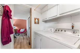 91323 Sandstone Ln, Coos Bay, OR 97420 - Photo 17