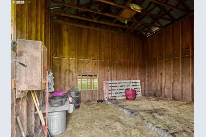 5724 S Anderson Rd, Aurora, OR 97002 - Photo 31