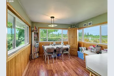5724 S Anderson Rd, Aurora, OR 97002 - Photo 9