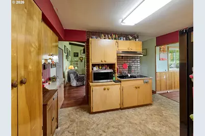 5724 S Anderson Rd, Aurora, OR 97002 - Photo 7