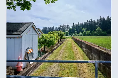 5724 S Anderson Rd, Aurora, OR 97002 - Photo 43